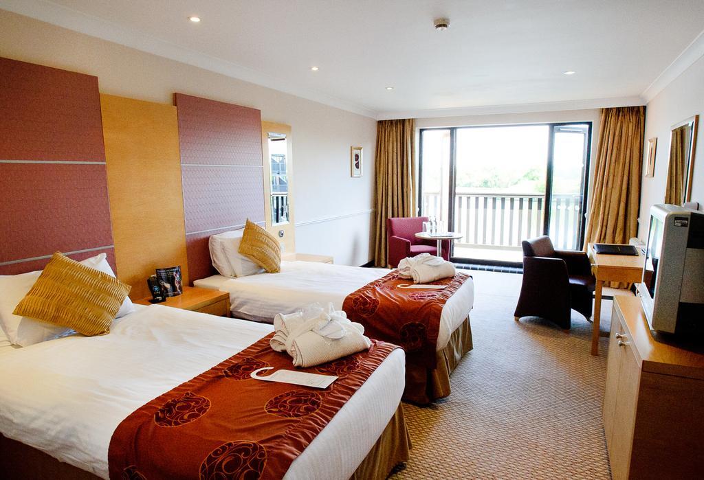 Reading Lake Hotel Zimmer foto