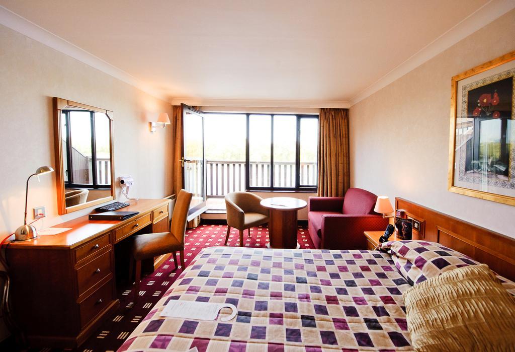 Reading Lake Hotel Zimmer foto